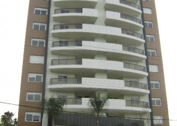 Apartamento com 103m², 2 dormitórios, 1 vaga, no bairro Centro em Caxias do Sul para Alugar