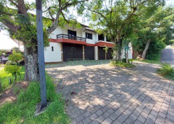 Loja com 110m², no bairro Marechal Floriano em Caxias do Sul para Alugar