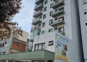 Apartamento com 54m², 2 dormitórios, 1 vaga, no bairro Centro em Caxias do Sul para Comprar