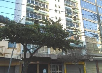 Sala com 90m², no bairro Centro em Caxias do Sul para Alugar