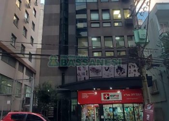 Sala com 54m², no bairro Centro em Caxias do Sul para Comprar