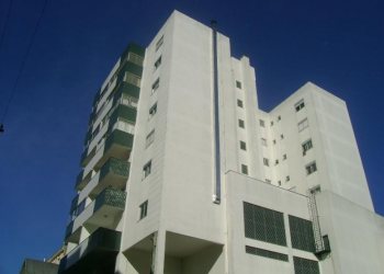 Apartamento com 105m², 3 dormitórios, 2 vagas, no bairro São Pelegrino em Caxias do Sul para Alugar