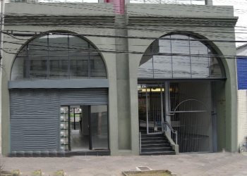 Loja com 328m², no bairro Centro em Caxias do Sul para Alugar ou Comprar