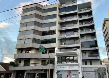 Apto Mobiliado com 43m², 1 dormitório, no bairro Lourdes em Caxias do Sul para Alugar