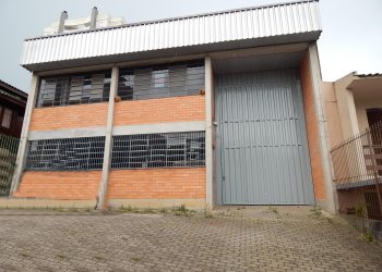 Pavilhão com 314m², no bairro Santa Catarina em Caxias do Sul para Alugar