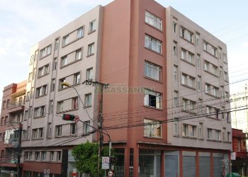 Apartamento com 29m², 1 dormitório, no bairro Centro em Caxias do Sul para Comprar