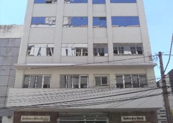 Sala com 160m², no bairro Centro em Caxias do Sul para Alugar