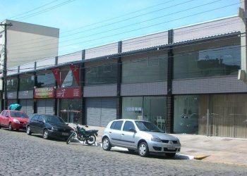 Box, no bairro São Pelegrino em Caxias do Sul para Alugar