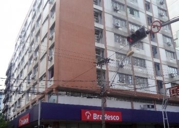 Sala com 21m², no bairro Centro em Caxias do Sul para Alugar