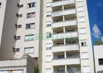 Apto Mobiliado com 40m², 1 dormitório, 1 vaga, no bairro São Pelegrino em Caxias do Sul para Comprar