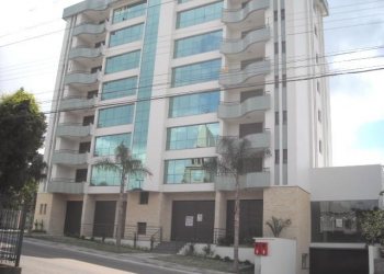 Apartamento com 170m², 3 dormitórios, 1 vaga, no bairro Nossa Senhora da Saúde em Caxias do Sul para Alugar