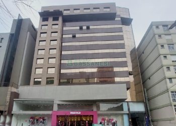 Sala com 80m², no bairro Centro em Caxias do Sul para Alugar