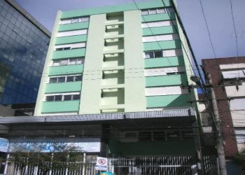 Kitinete com 40m², 1 dormitório, no bairro Centro em Caxias do Sul para Alugar