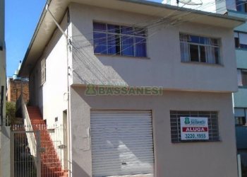 Casa com 50m², 1 dormitório, no bairro Centro em Caxias do Sul para Alugar