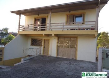 Loja com 95m², 2 dormitórios, no bairro Santa Catarina em Caxias do Sul para Alugar