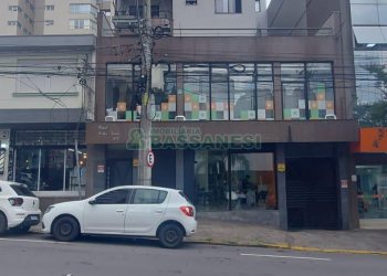 Apto Mobiliado com 55m², 1 dormitório, 1 vaga, no bairro Centro em Caxias do Sul para Alugar