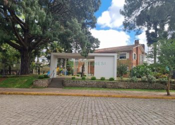 Casa Comercial com 530m², no bairro Petrópolis em Caxias do Sul para Alugar