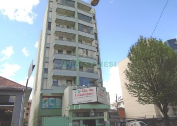 Apto Mobiliado com 50m², 1 dormitório, no bairro Centro em Caxias do Sul para Alugar