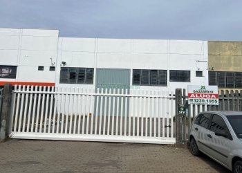 Pavilhão com 1100m², no bairro Santa Lúcia em Caxias do Sul para Alugar