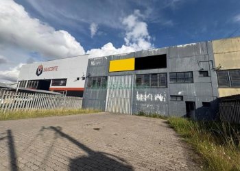 Pavilhão com 1100m², no bairro Santa Lúcia em Caxias do Sul para Alugar