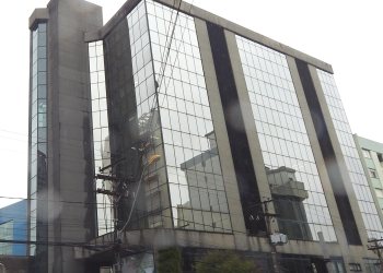 Sala Mobiliada com 48m², no bairro Centro em Caxias do Sul para Comprar