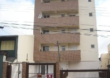 Apartamento com 88m², 3 dormitórios, 2 vagas, no bairro Rio Branco em Caxias do Sul para Comprar
