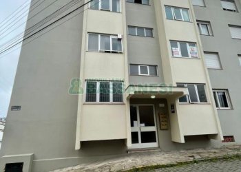 Apartamento com 61m², 2 dormitórios, 1 vaga, no bairro Rio Branco em Caxias do Sul para Comprar