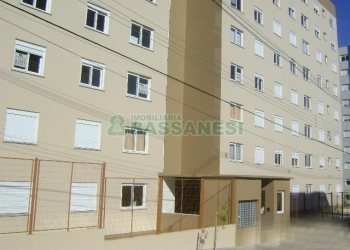 Apartamento com 51m², 2 dormitórios, 1 vaga, no bairro Charqueadas em Caxias do Sul para Comprar