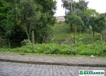 Terreno, no bairro Ana Rech em Caxias do Sul para Comprar