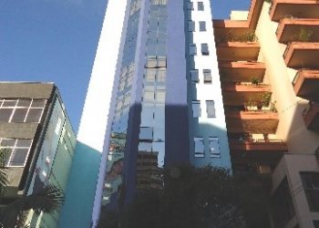 Sala com 78m², no bairro Centro em Caxias do Sul para Alugar
