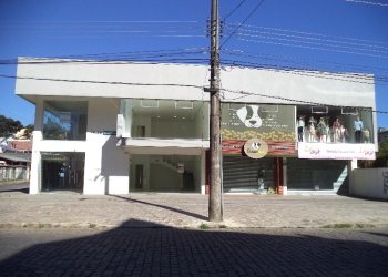 Loja com 100m², no bairro Madureira em Caxias do Sul para Alugar