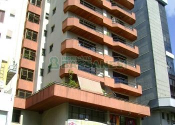 Apto Mobiliado com 52m², 1 dormitório, no bairro Centro em Caxias do Sul para Alugar