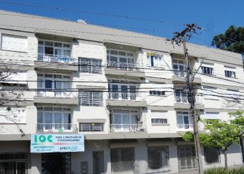 Apartamento com 96m², 2 dormitórios, 1 vaga, no bairro São Pelegrino em Caxias do Sul para Comprar