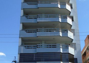 Apartamento com 102m², 2 dormitórios, 1 vaga, no bairro Centro em Caxias do Sul para Comprar