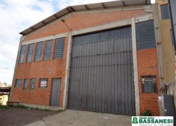 Pavilhão com 390m², no bairro Esplanada em Caxias do Sul para Alugar