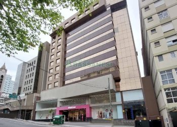 Sala Mobiliada com 78m², 1 vaga, no bairro Centro em Caxias do Sul para Alugar