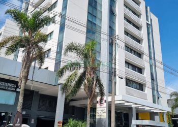 Sala com 48m², 1 vaga, no bairro Villagio Iguatemi em Caxias do Sul para Comprar
