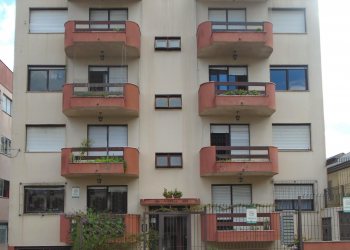 Apartamento com 54m², 2 dormitórios, 1 vaga, no bairro Rio Branco em Caxias do Sul para Alugar