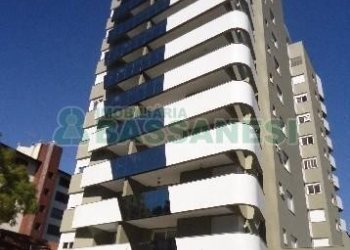 Apartamento com 104m², 3 dormitórios, 2 vagas, no bairro Madureira em Caxias do Sul para Alugar