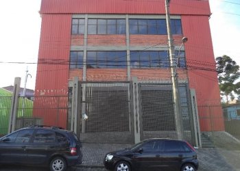 Pavilhão com 720m², no bairro Fatima em Caxias do Sul para Comprar