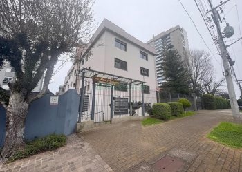 Apartamento com 45m², 2 dormitórios, 1 vaga, no bairro Petrópolis em Caxias do Sul para Alugar