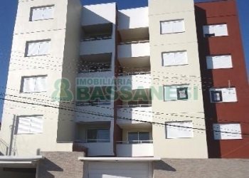 Apartamento com 77m², 2 dormitórios, 1 vaga, no bairro Madureira em Caxias do Sul para Alugar