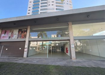 Loja com 300m², no bairro Pio X em Caxias do Sul para Alugar