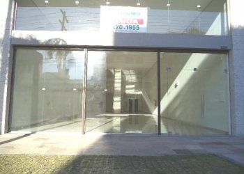Loja com 210m², no bairro Pio X em Caxias do Sul para Alugar