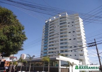 Loja com 312m², no bairro Pio X em Caxias do Sul para Alugar ou Comprar