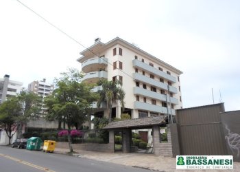 Apartamento com 345m², 4 dormitórios, 2 vagas, no bairro Panazzolo em Caxias do Sul para Comprar