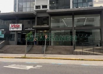 Sala com 600m², no bairro Centro em Caxias do Sul para Alugar