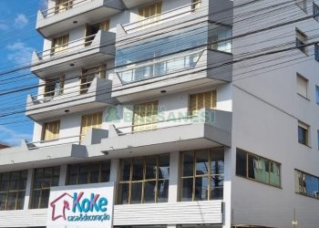 Apto Mobiliado com 67m², 2 dormitórios, 1 vaga, no bairro Lourdes em Caxias do Sul para Comprar