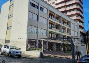Apartamento com 158m², 3 dormitórios, 2 vagas, no bairro Centro em Caxias do Sul para Comprar