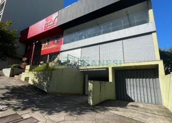 Loja com 252m², 11 vagas, no bairro Lourdes em Caxias do Sul para Alugar ou Comprar